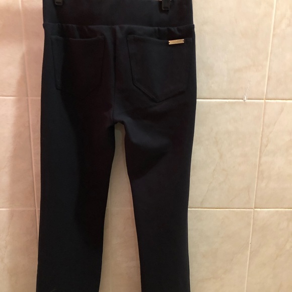 🎉NWT🎉 Mia crop pants in S - Picture 4 of 10